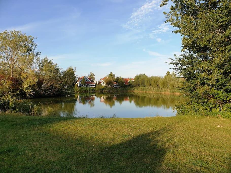 Welkom In Dekreek V59, Dem Freundlichen Ferienhaus Bruinisse Luaran gambar